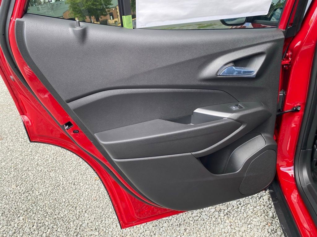 New 2026 Chevrolet Trax LT image 16