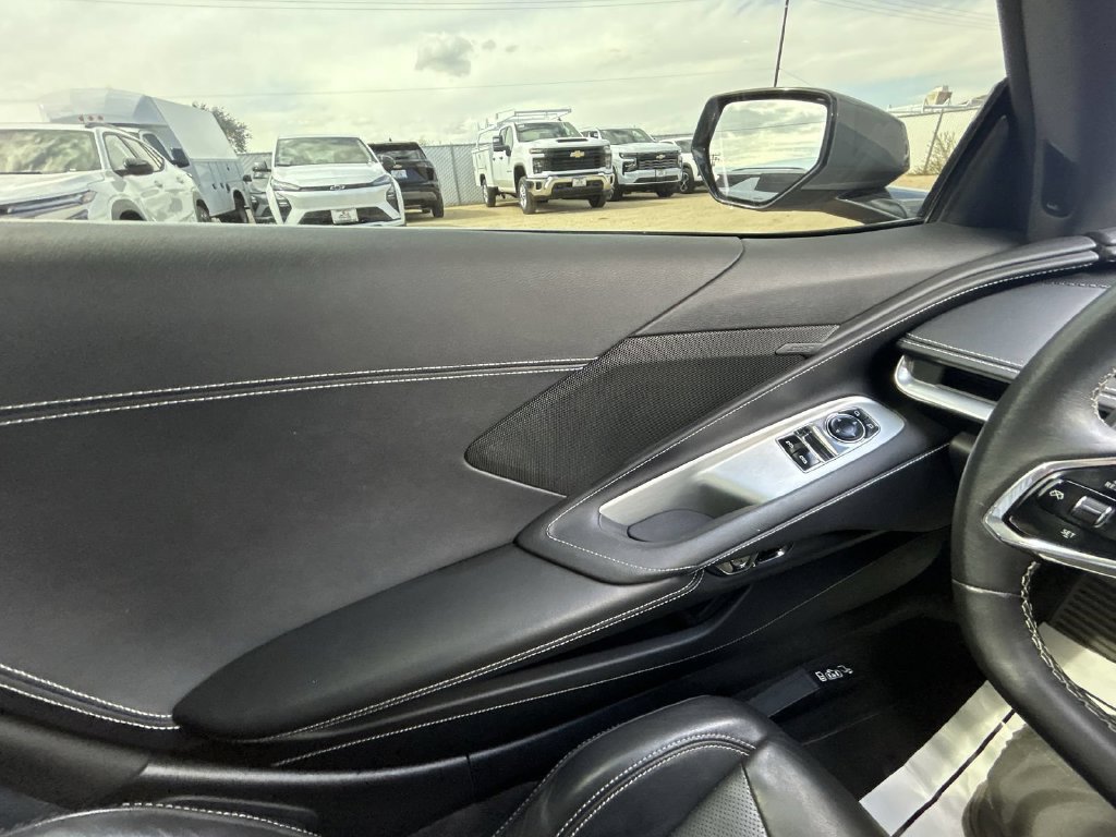 Used 2024 Chevrolet Corvette Stingray Coupe RWD image 8