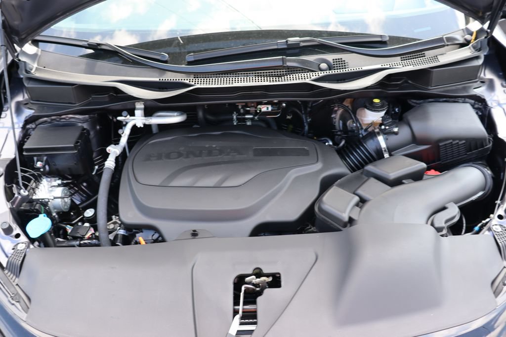 Certified 2026 Honda Odyssey Elite image 38