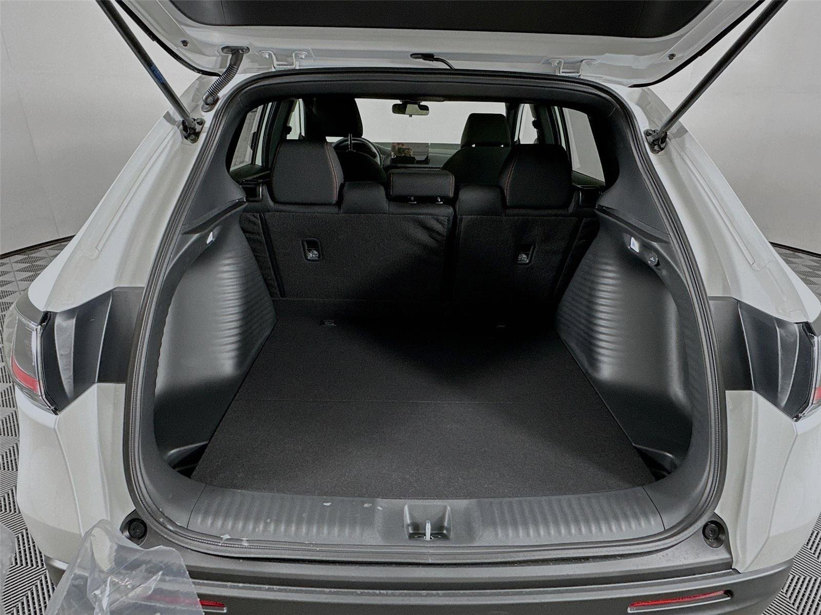 New 2026 Honda HR-V Sport image 25