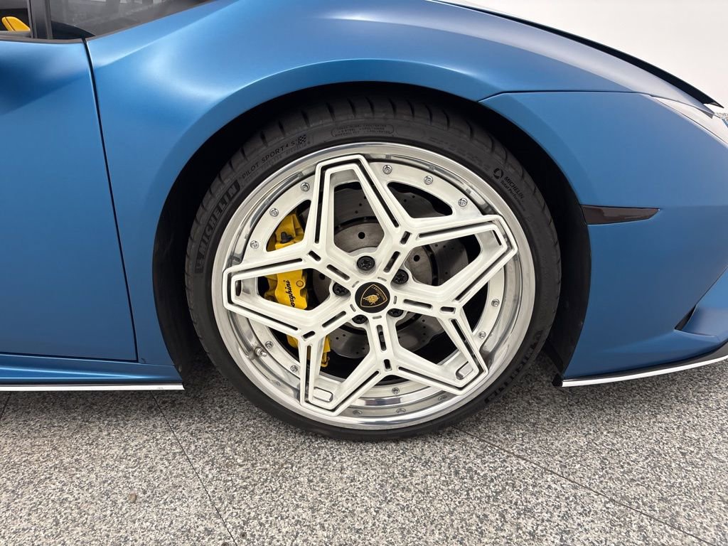 Used 2020 Lamborghini Huracan EVO RWD image 58
