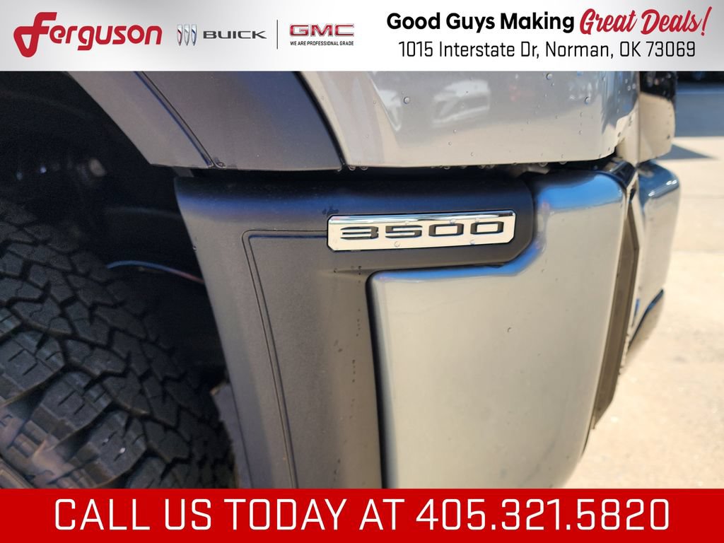 New 2026 GMC Sierra 3500 Denali Ultimate AWD/4WD image 12