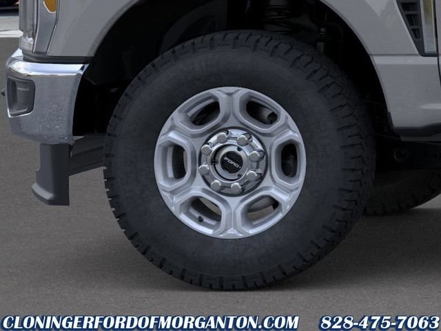 New 2026 Ford F250 XLT w/ FX4 Off-Road Package AWD/4WD image 19