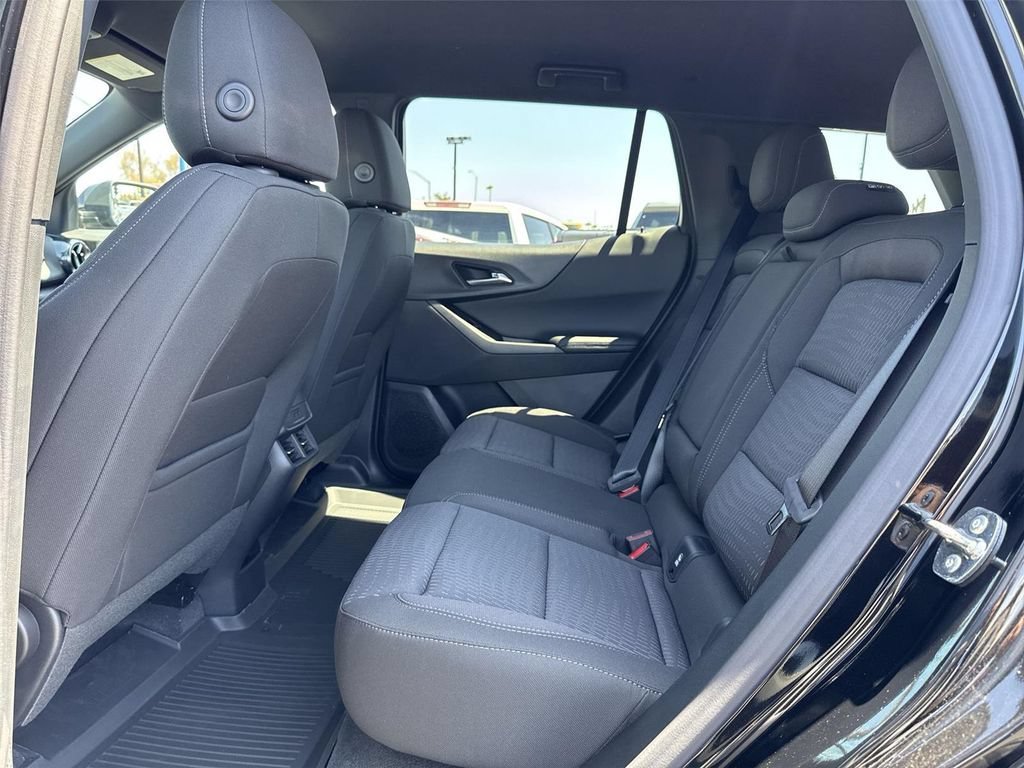 New 2027 Chevrolet Equinox LT w/ LPO, Floor Liner Package FWD image 26