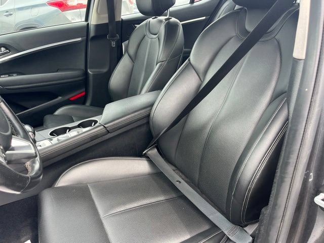 Used 2021 Genesis G70 2.0T AWD/4WD image 9