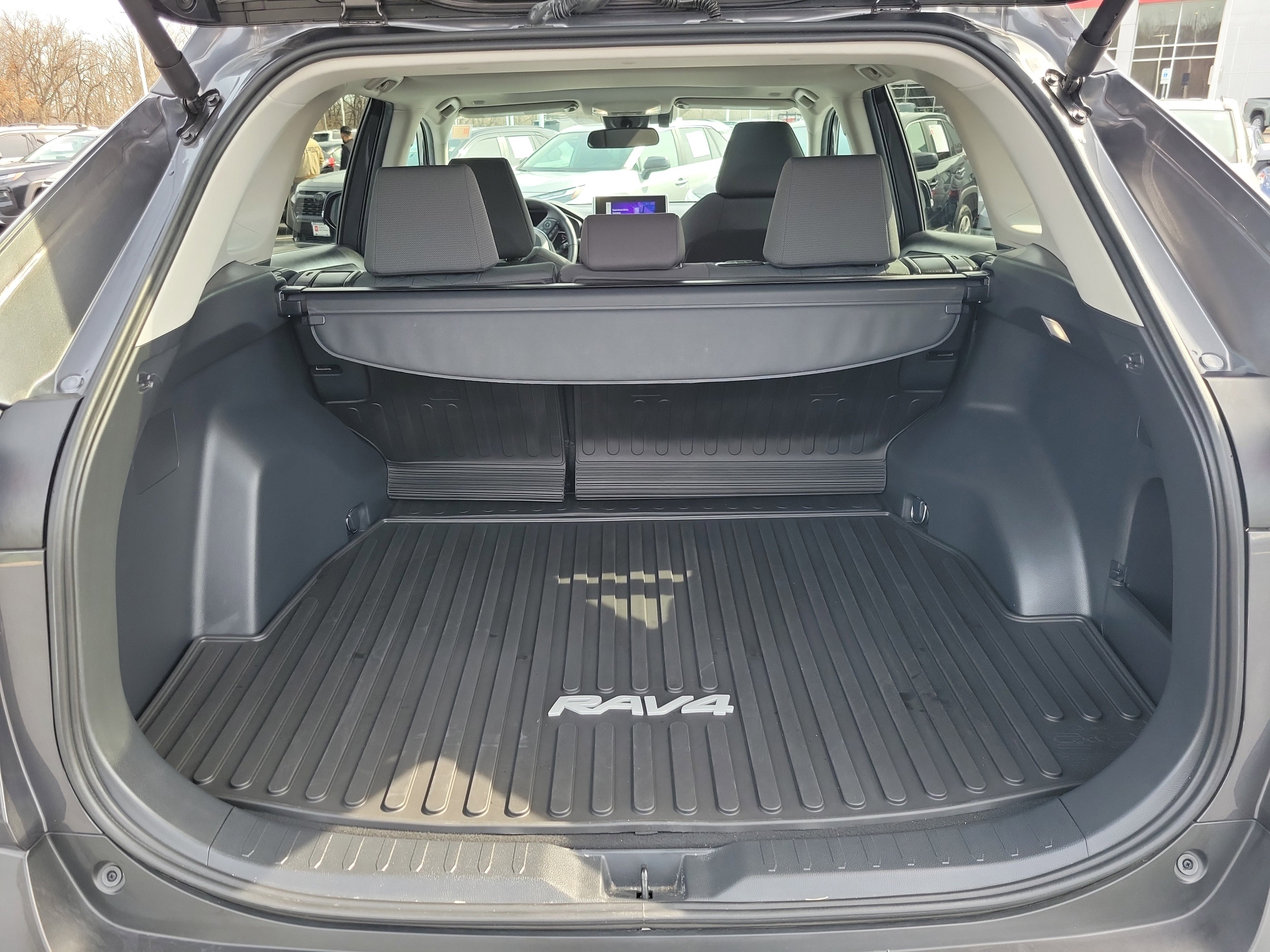 Certified 2024 Toyota RAV4 XLE w/ Convenience Package image 10