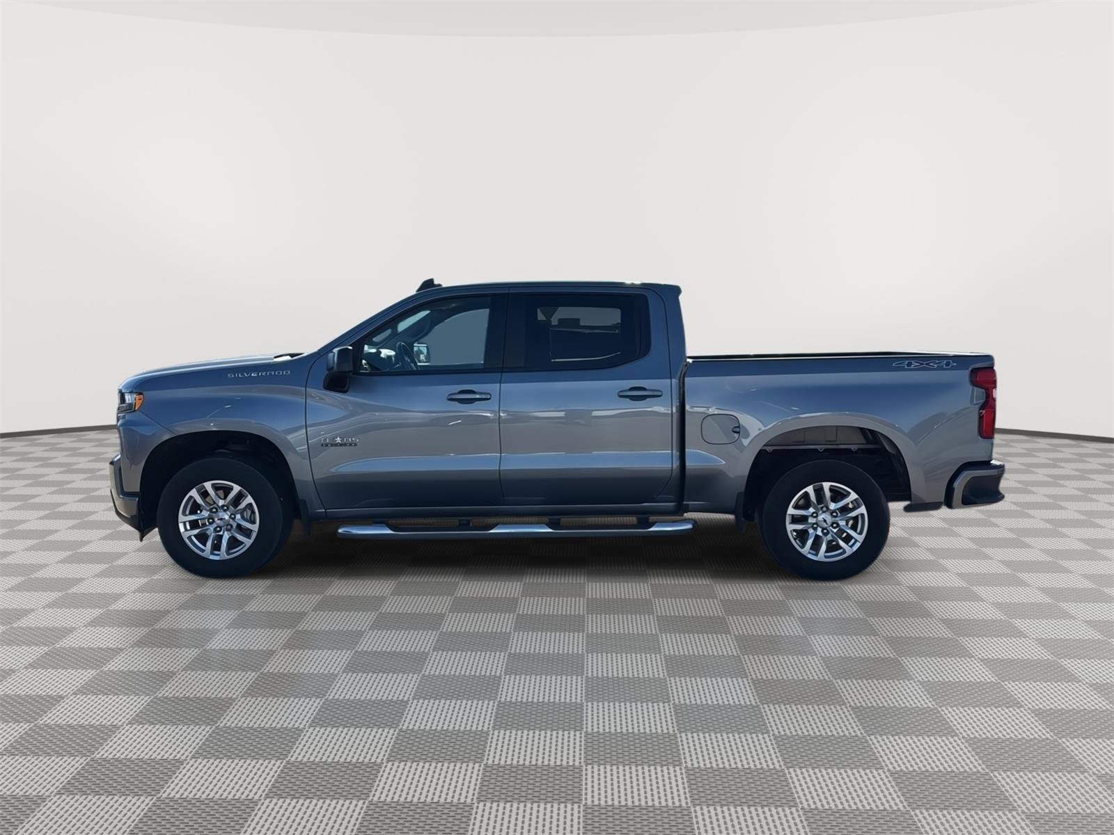 Used 2020 Chevrolet Silverado 1500 RST w/ Texas Edition image 2