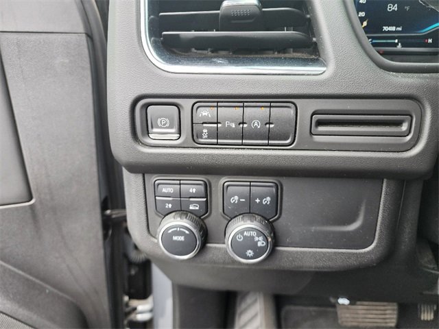 Used 2023 Chevrolet Suburban LT image 24