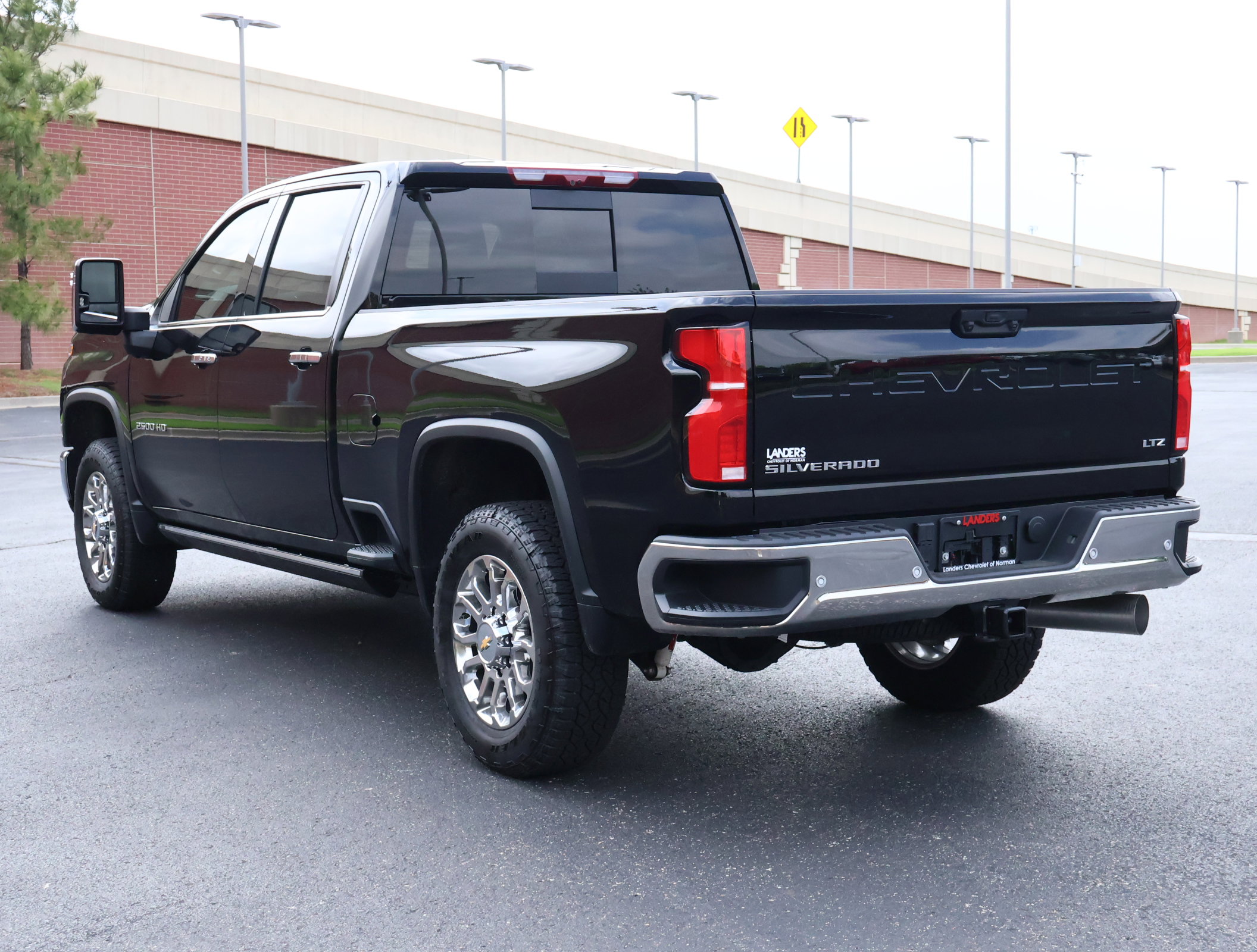 New 2026 Chevrolet Silverado 2500 LTZ w/ LTZ Convenience Package AWD/4WD image 6
