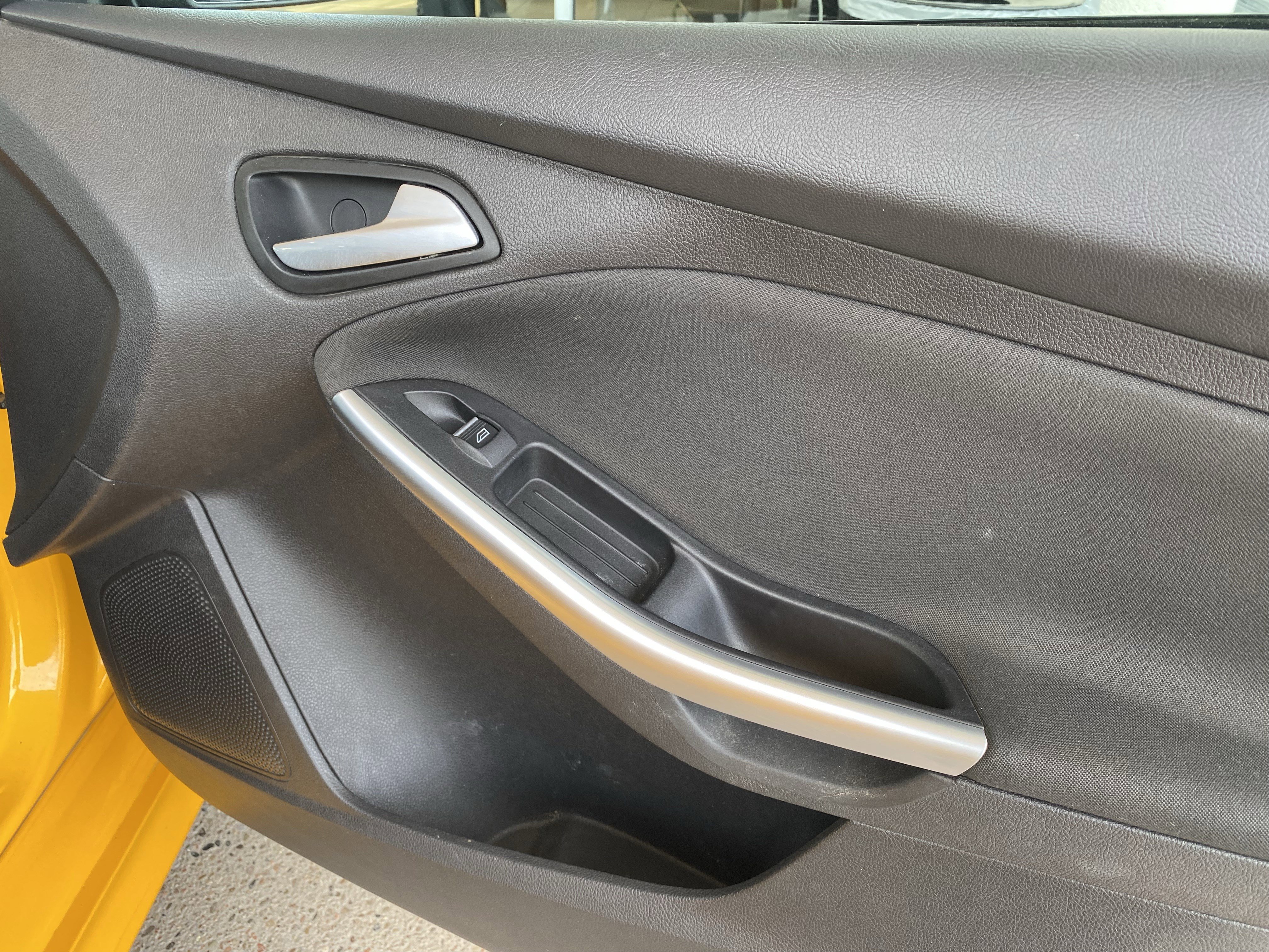 Used 2013 Ford Focus ST image 30