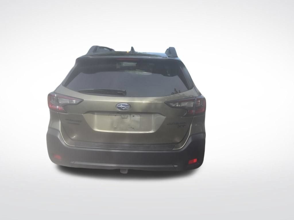 Used 2024 Subaru Outback Onyx Edition XT AWD/4WD image 6