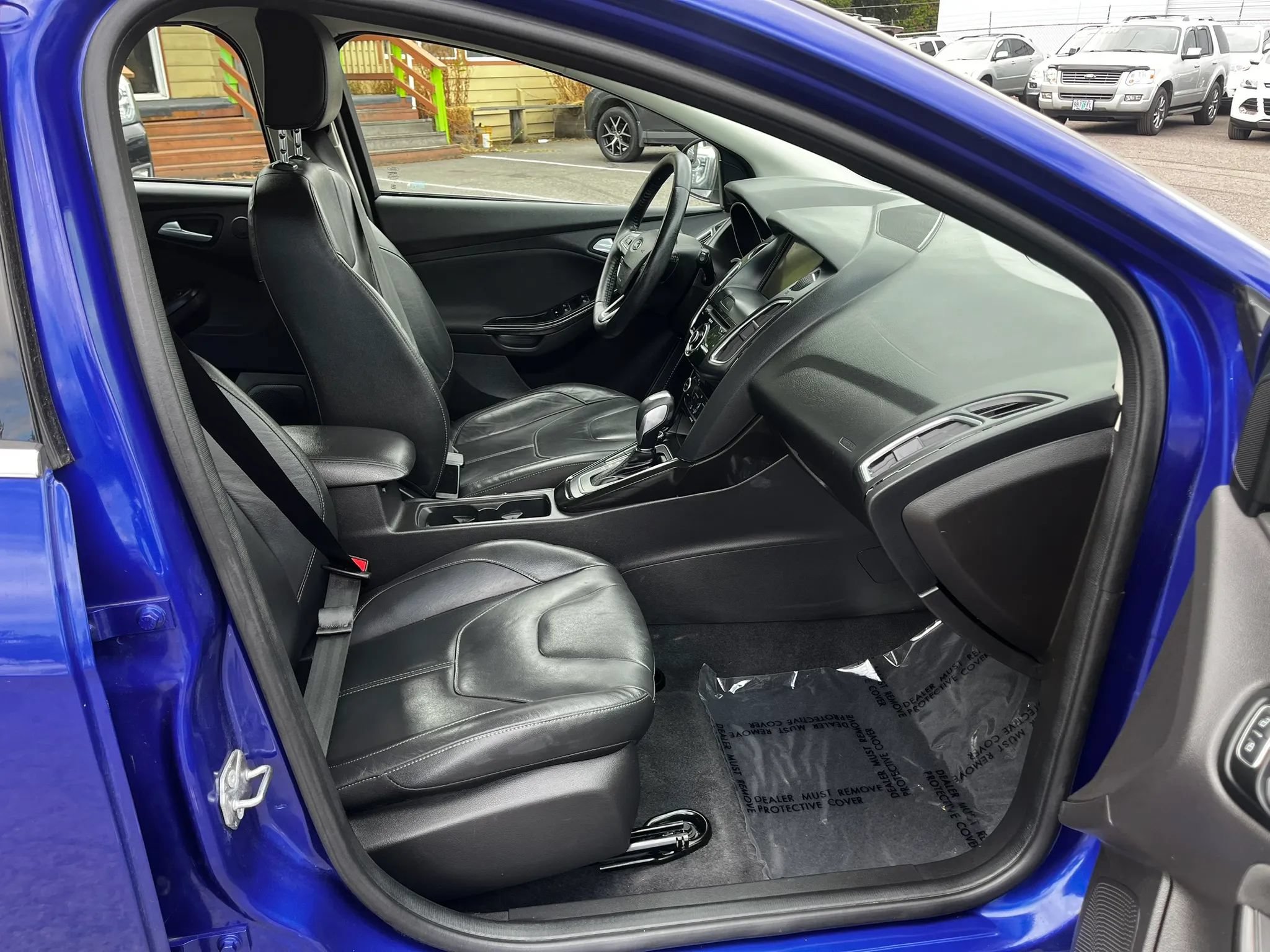 Used 2015 Ford Focus Titanium w/ Titanium Cold Weather Package FWD image 16