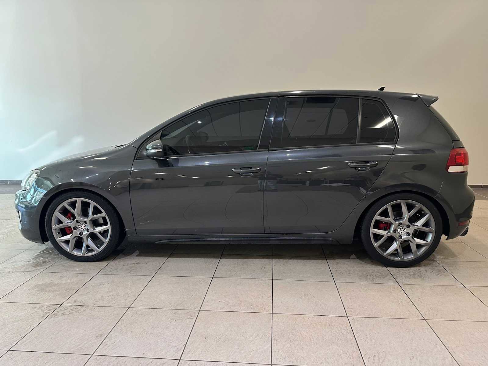Used 2013 Volkswagen GTI w/ Convenience Package image 3