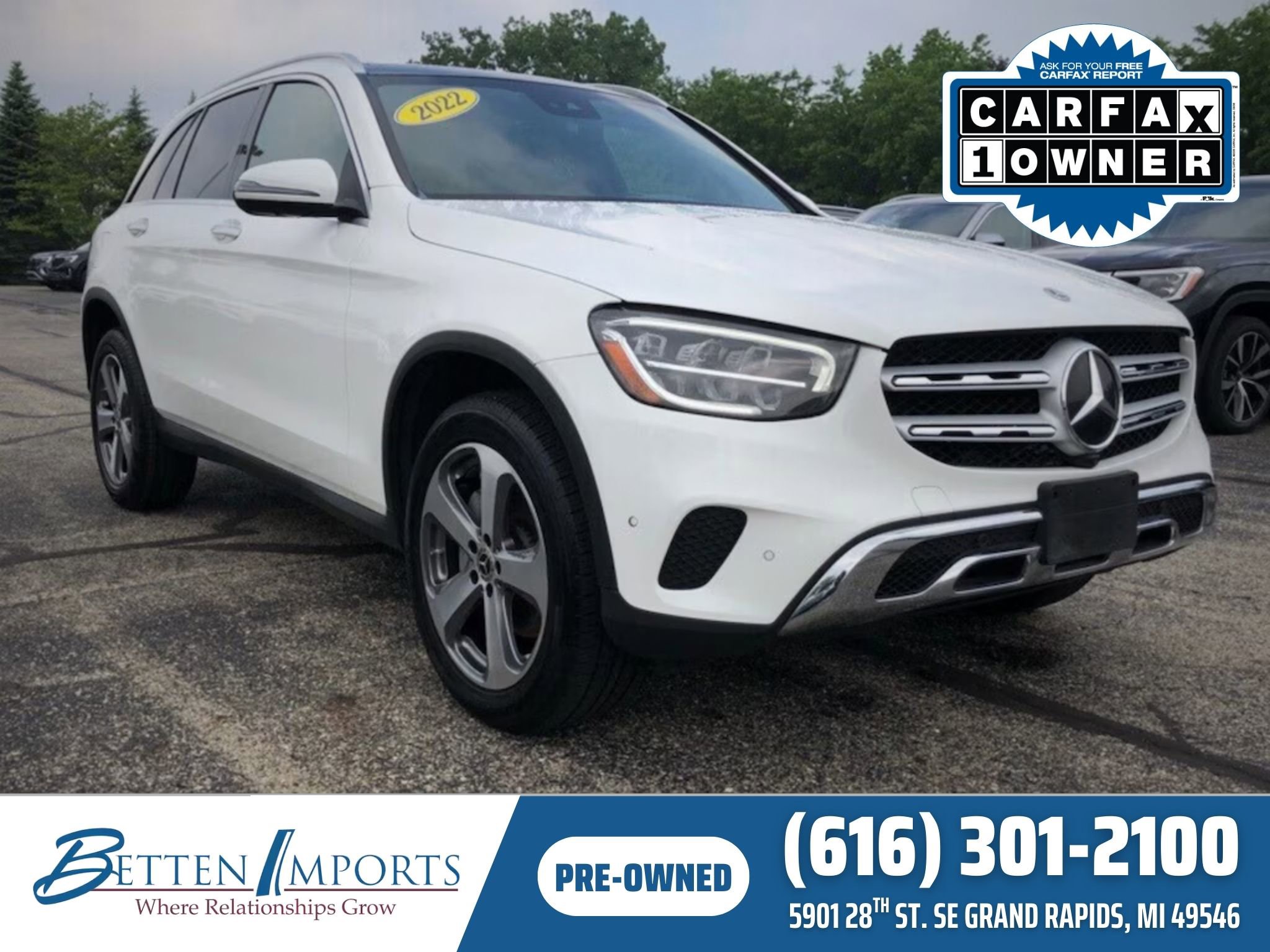 Used 2022 Mercedes-Benz GLC 300 4MATIC w/ Premium Package Lite image 1