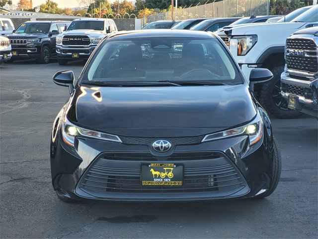 Used 2024 Toyota Corolla LE image 2