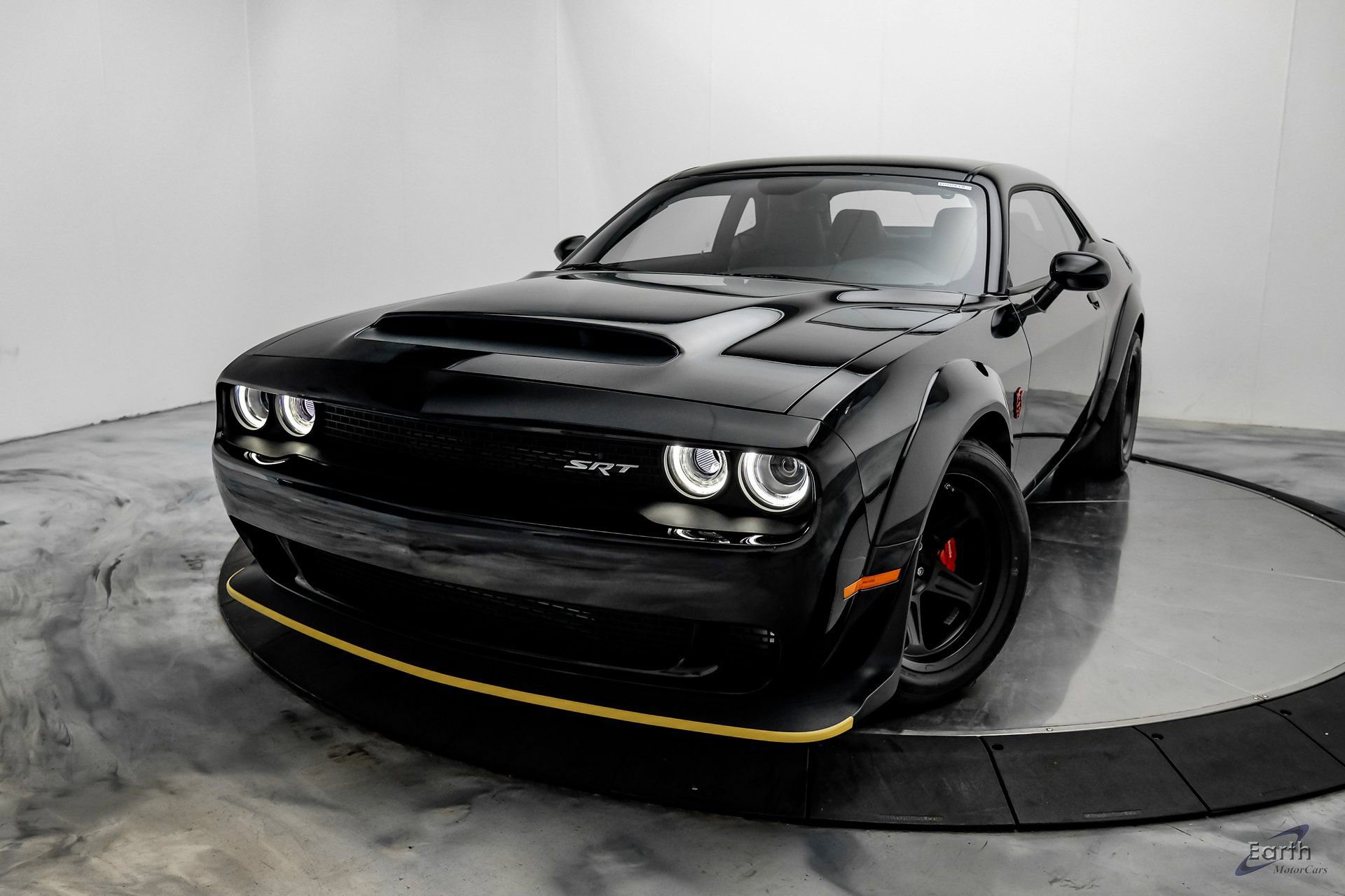Used 2018 Dodge Challenger SRT Demon image 3