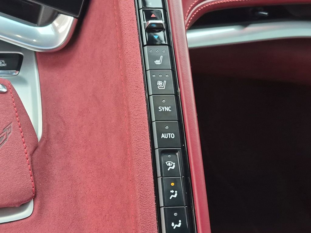 Certified 2021 Chevrolet Corvette Stingray Premium Cpe w/ Z51 Performance Package image 19