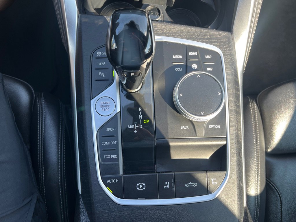 Used 2021 BMW M440i Convertible w/ Executive Package image 29