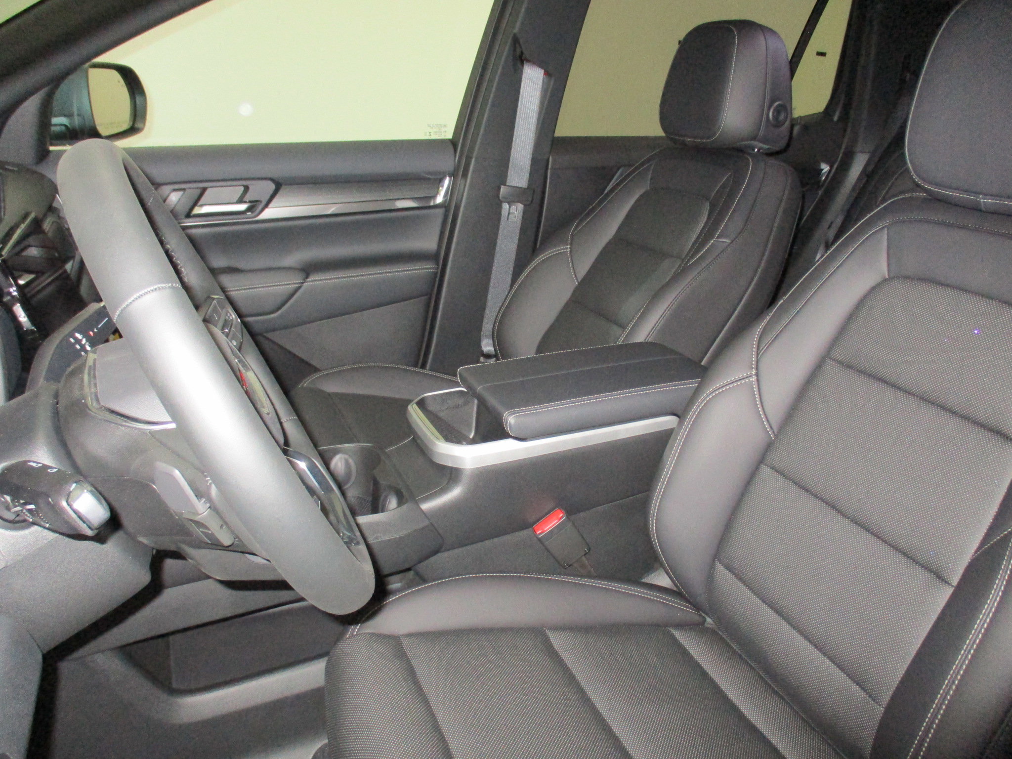 New 2026 GMC Terrain Elevation image 17