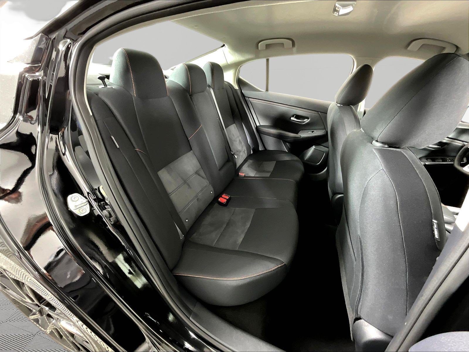 Certified 2025 Nissan Sentra SR w/ Midnight Edition FWD image 25