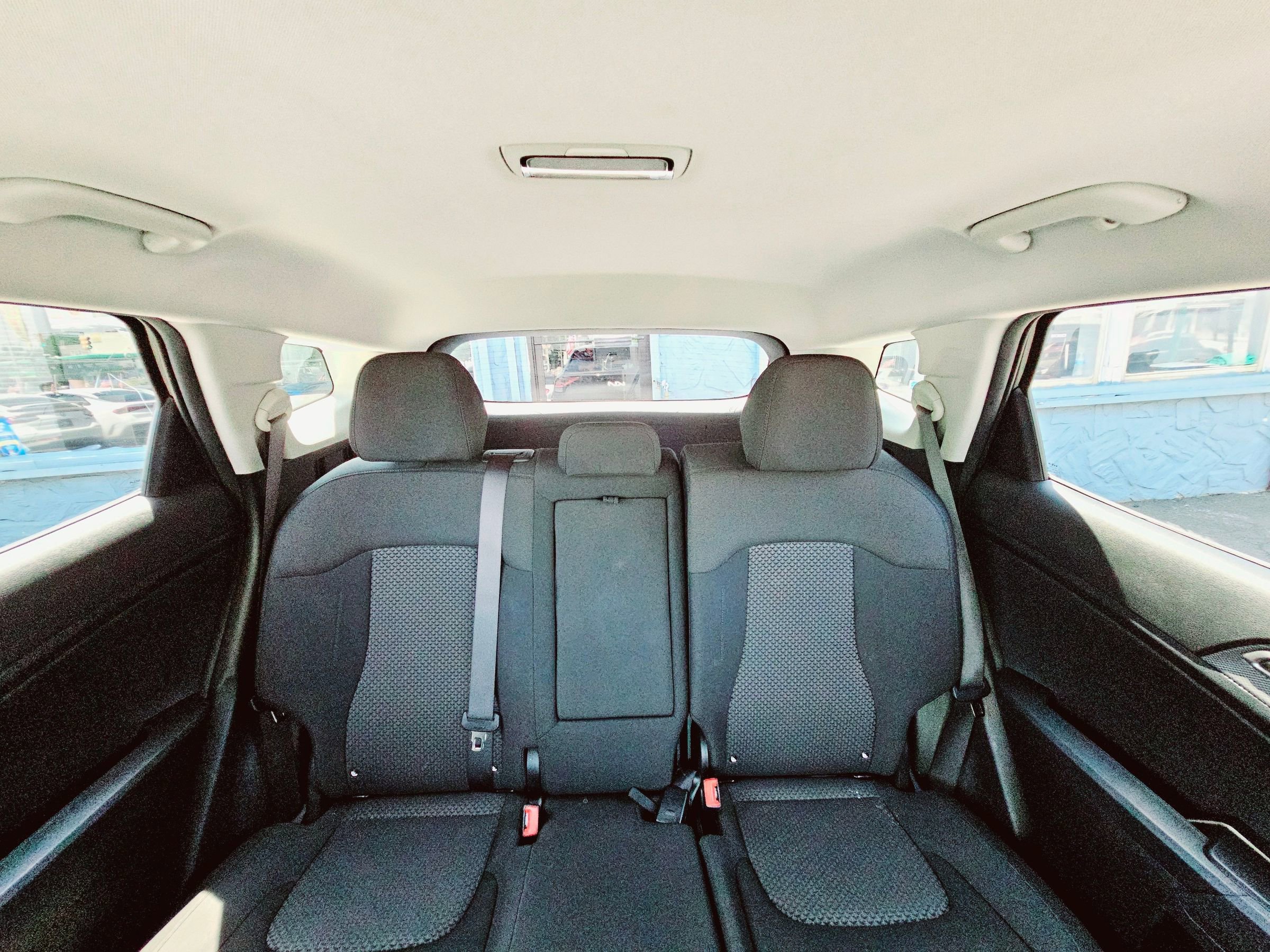 Used 2023 Kia Sportage LX image 31