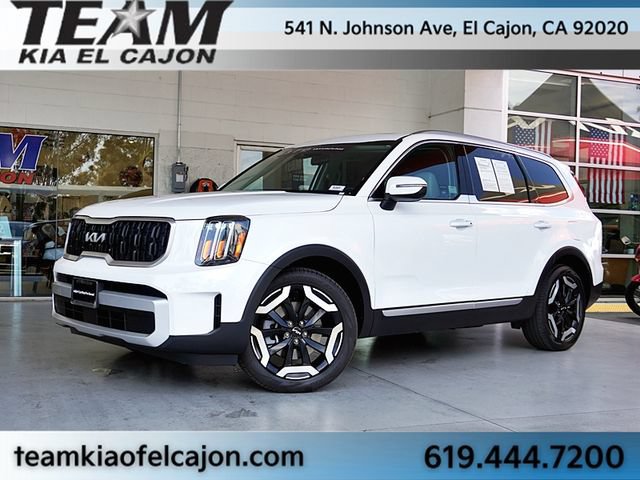Certified 2024 Kia Telluride EX FWD image 2