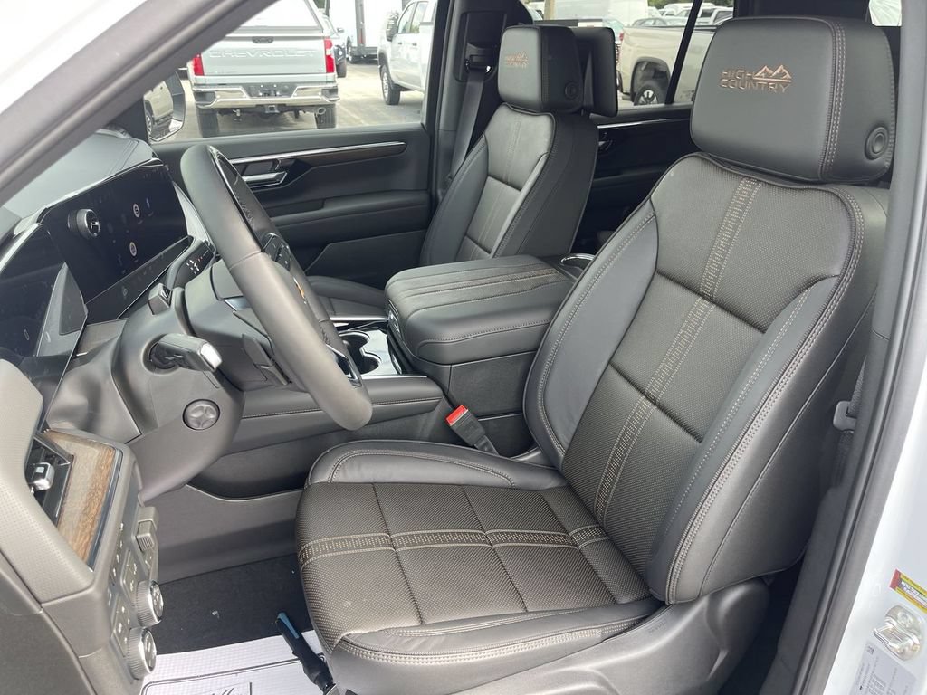 New 2026 Chevrolet Tahoe High Country AWD/4WD image 11
