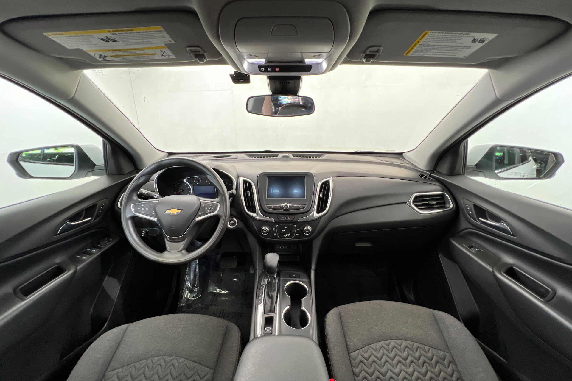 Used 2023 Chevrolet Equinox LT w/ LPO, Floor Liner Package image 10