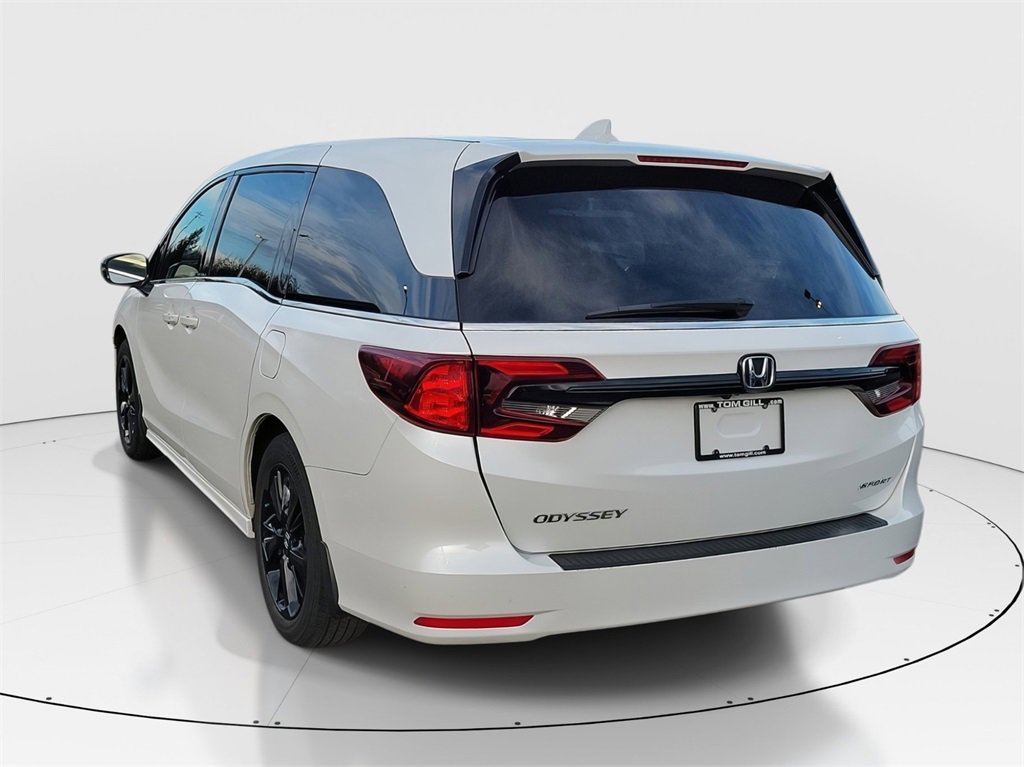 Used 2023 Honda Odyssey Sport image 3