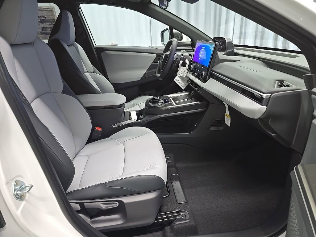 New 2026 Subaru Solterra AWD/4WD image 5