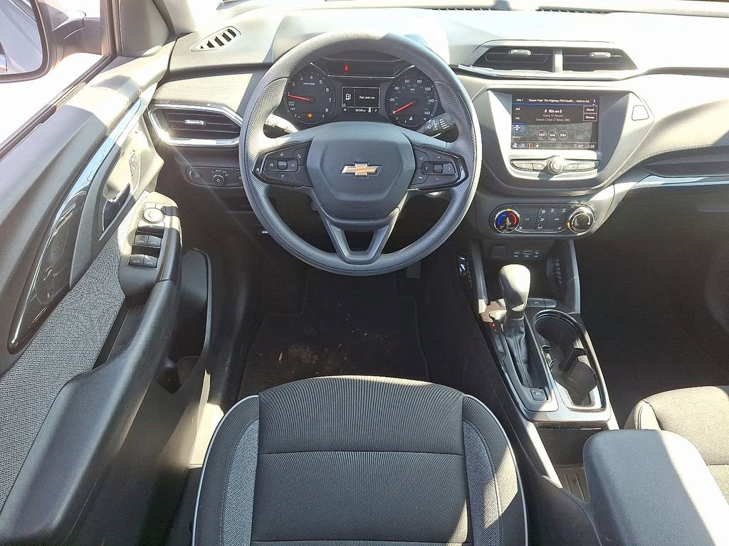 Used 2023 Chevrolet TrailBlazer LT image 11