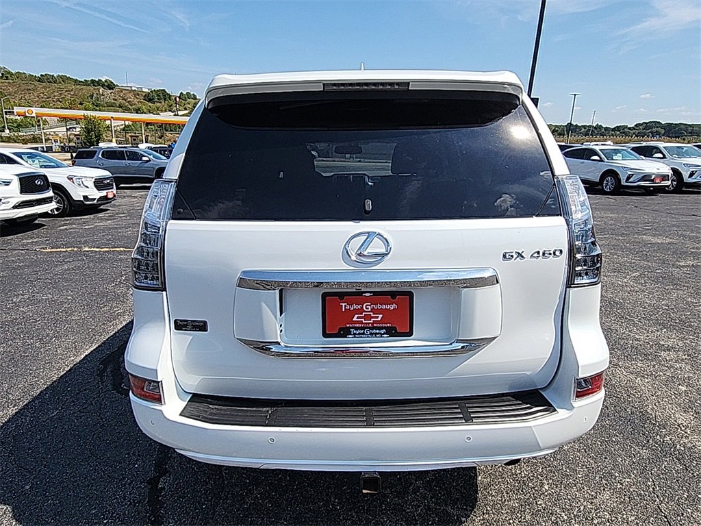 Used 2017 Lexus GX 460 image 7