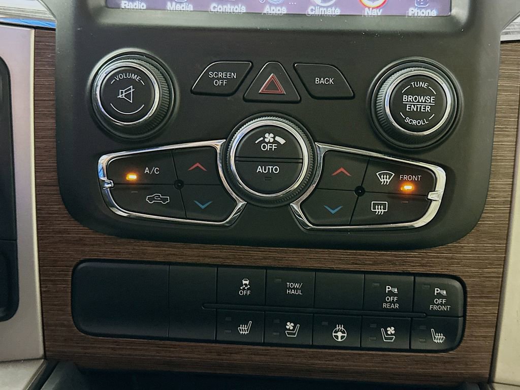 Used 2017 RAM 1500 Laramie image 19