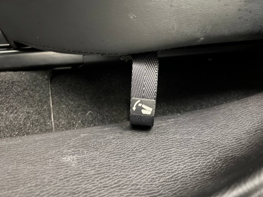 Used 2025 Mitsubishi Outlander SE FWD image 18
