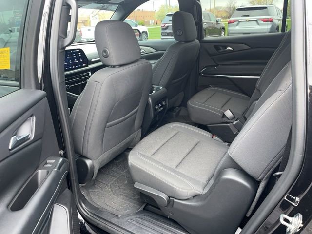 Certified 2024 Chevrolet Traverse LT w/ Midnight/Sport Edition FWD image 11
