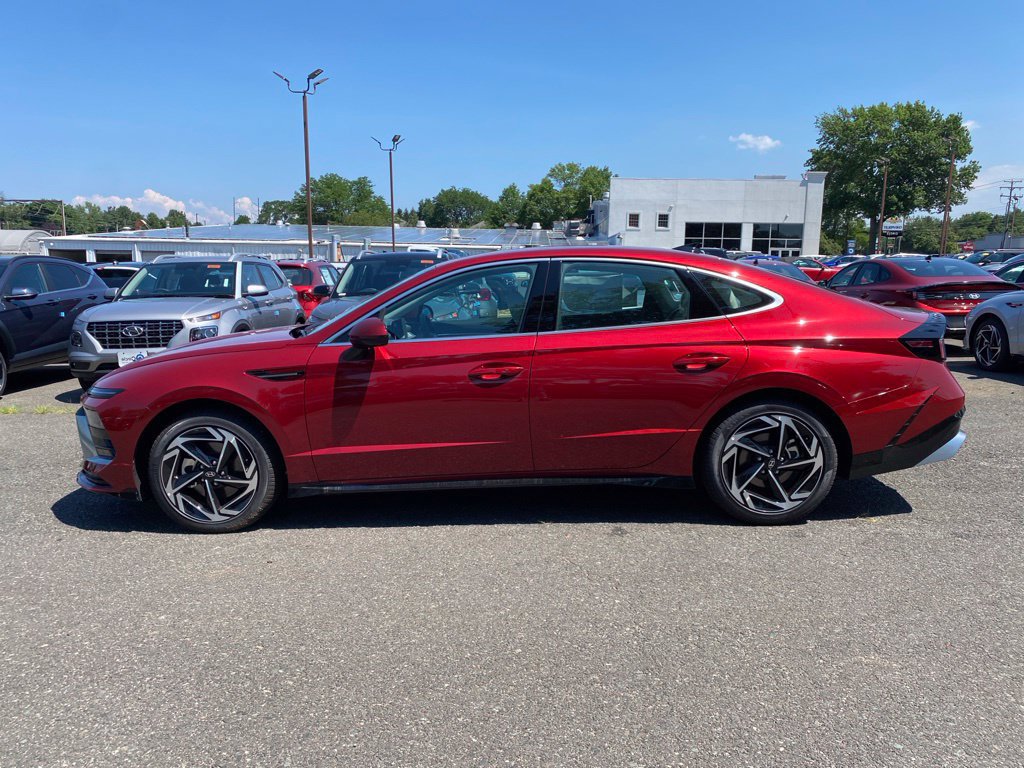 New 2026 Hyundai Sonata SEL FWD image 7
