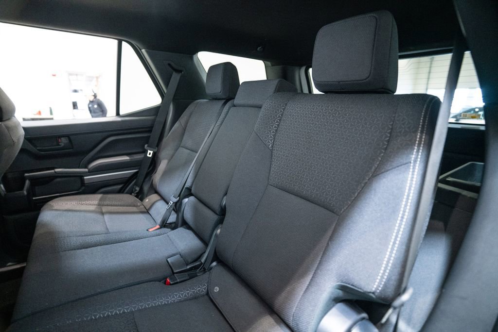 Certified 2025 Toyota 4Runner SR5 image 34