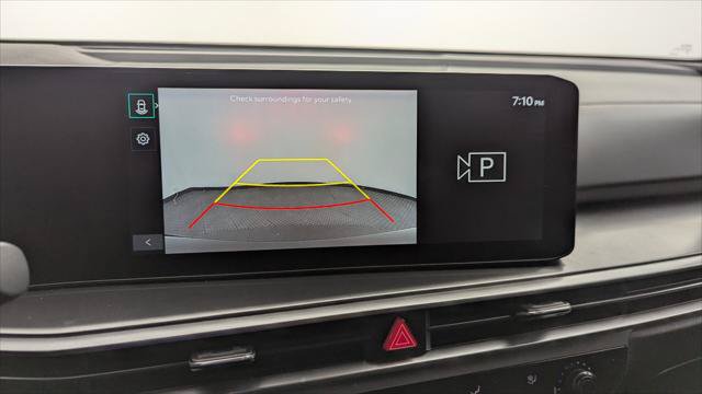 Used 2025 Kia Sorento LX FWD image 28
