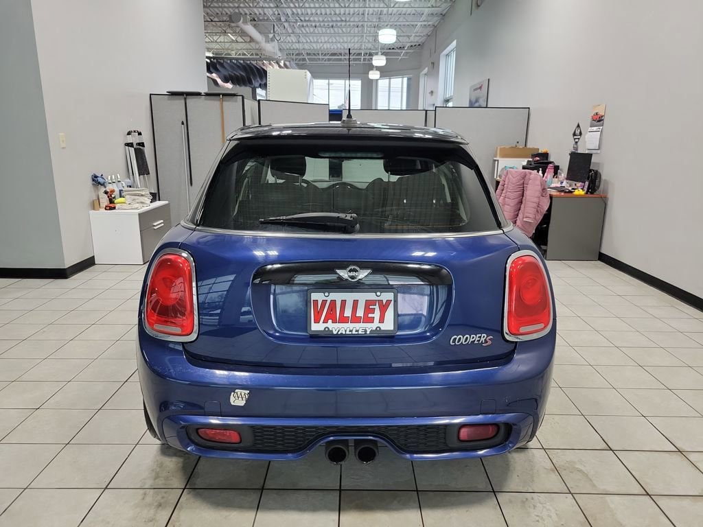 Used 2015 MINI Cooper S image 6