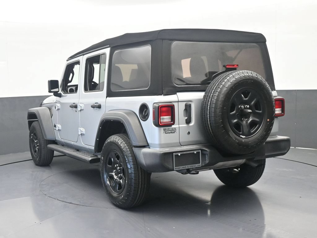 Used 2024 Jeep Wrangler Unlimited Sport AWD/4WD image 4