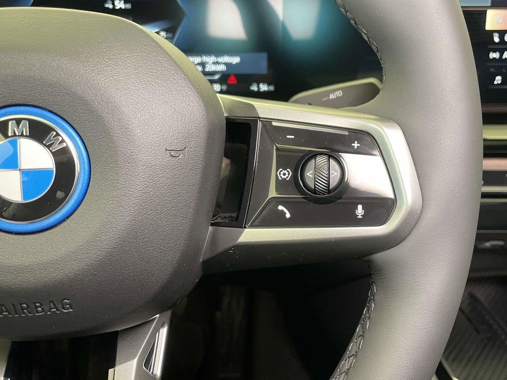 New 2026 BMW i5 eDrive40 w/ M Sport Package AWD/4WD image 34
