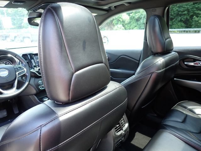 Used 2019 Jeep Cherokee High Altitude AWD/4WD image 16