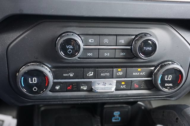 Used 2025 Ford Bronco Outer Banks w/ Sasquatch Package AWD/4WD image 19