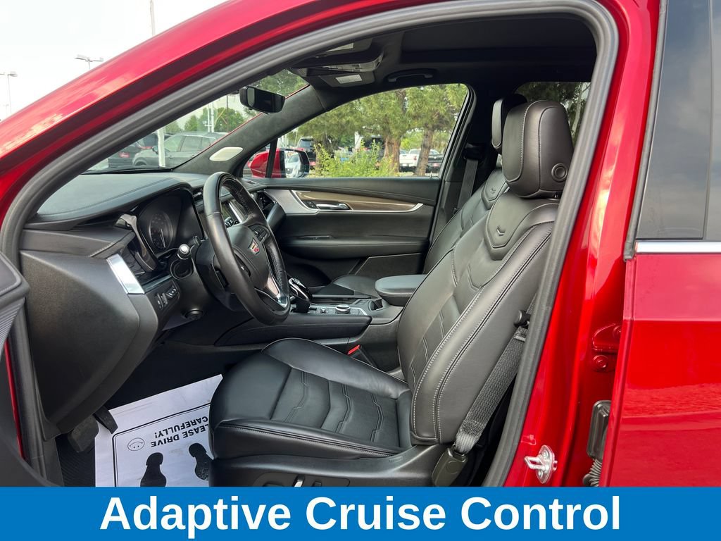 Used 2025 Cadillac XT6 Premium Luxury w/ Platinum Package AWD/4WD image 10