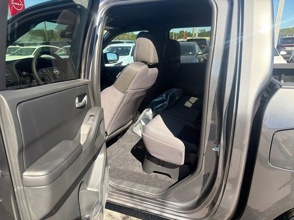 New 2026 Nissan Frontier SV image 17