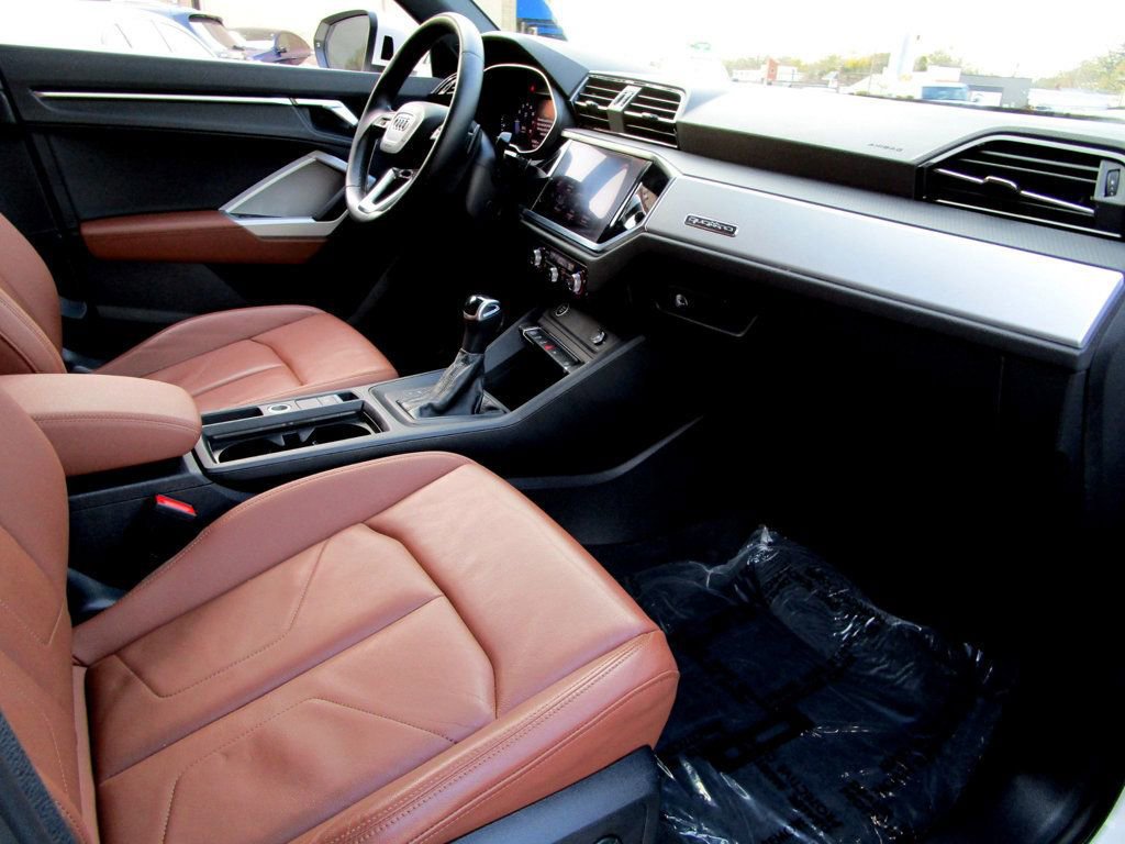 Used 2021 Audi Q3 2.0T Premium w/ Convenience Package image 14