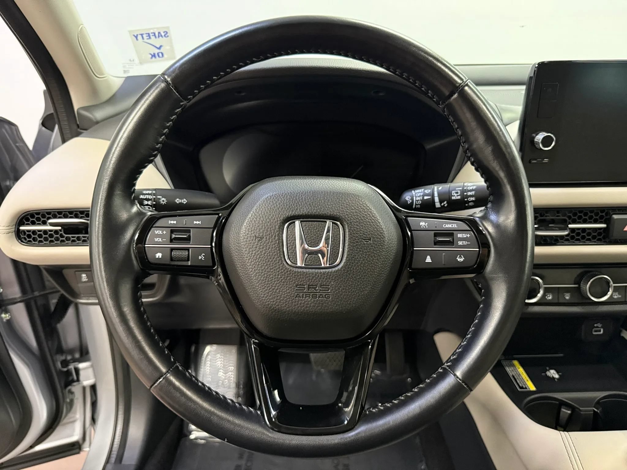 Used 2025 Honda HR-V EX-L image 18