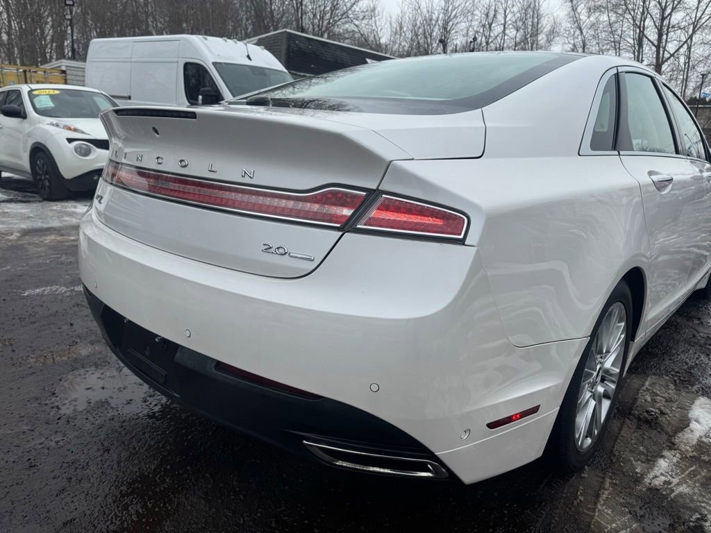 Used 2014 Lincoln MKZ w/ Equipment Group 102A Reserve image 17
