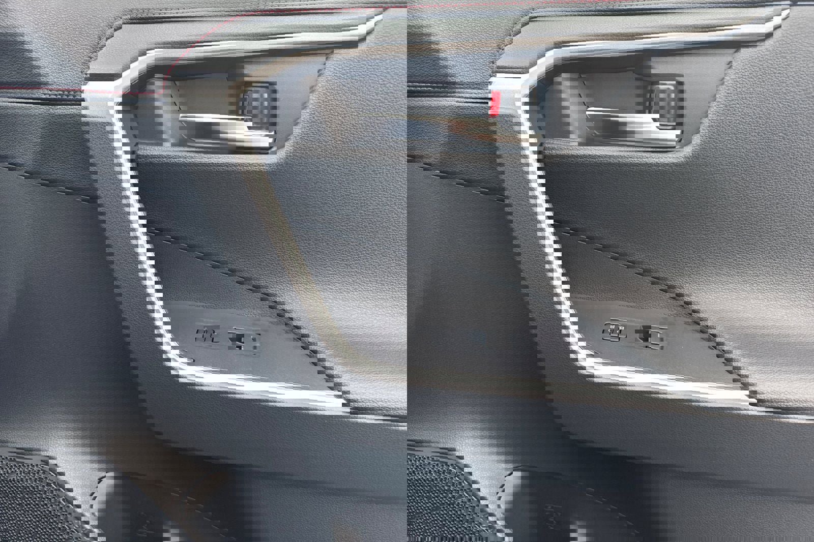 New 2025 Toyota RAV4 XSE image 21