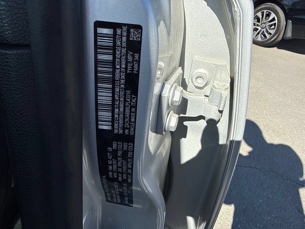 Used 2020 Jeep Renegade Latitude w/ Popular Equipment Group FWD image 18